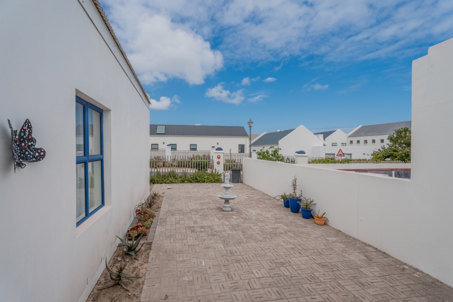 3 Bedroom Property for Sale in Blue Lagoon Western Cape